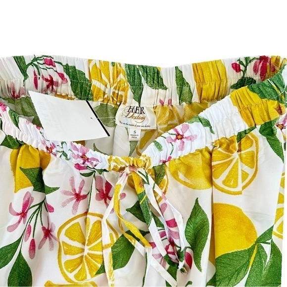 NWT HER Destiny tiered‎ floral maxi - Picture 3 of 5